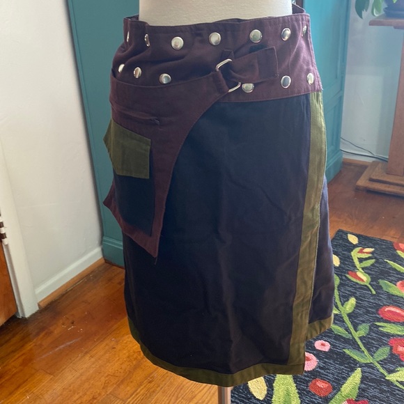 Black, burgundy and olive wrap around skirt with pocket - Picture 1 of 3